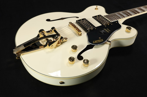 Gretsch G2655TG Streamliner Center Block Jr. Double-Cut with Bigsby LTD  Vintage White 689