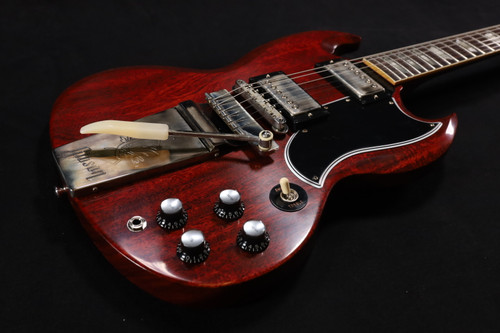 Gibson Custom Shop 1964 SG Standard Reissue w/ Maestro Vibrola VOS Cherry Red - SGSR64VOCHNM1 694