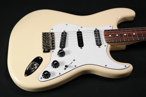 Fender Ritchie Blackmore Stratocaster - Scalloped Rosewood Fingerboard - Olympic White - 362