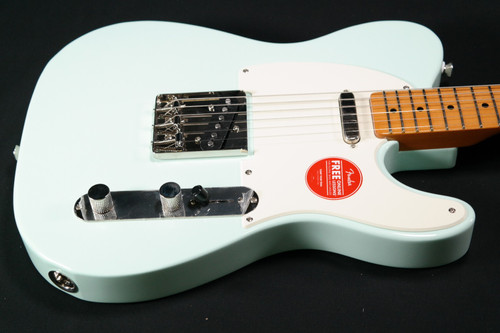 Squier FSR Classic Vibe '50s Telecaster - Maple Fingerboard - Parchment Pickguard - Sonic Blue 933