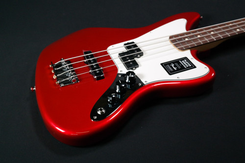 Fender Player Jaguar Bass - Pau Ferro Fingerboard - Candy Apple Red 542