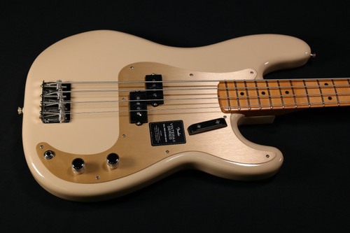 Fender Vintera II 50s Precision Bass, Maple Fingerboard, Desert Sand 392