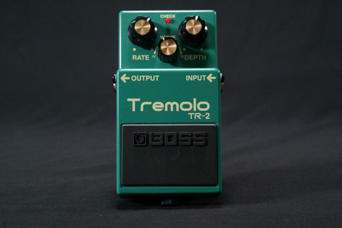 Boss TR-2 Tremolo Effect Pedal - USED - 863