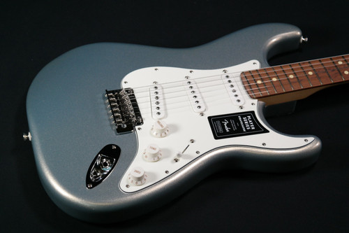 Fender Player Stratocaster - Pau Ferro Fingerboard - Silver - 712