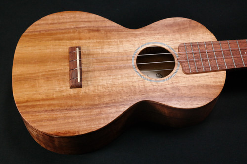 Martin Guitar C1K Acoustic Ukulele with Gig Bag - Hawaiian Koa Wood Construction - Hand-Rubbed Finish - Concert Ukulele Neck Shape with Standard Taper
