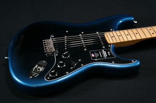 Fender American Professional II Stratocaster - Maple Fingerboard - Dark Night 987