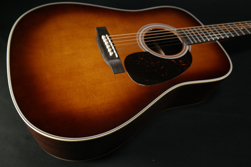 Martin Guitar Standard Series Acoustic Guitars, Hand-Built Martin Guitars with Authentic Wood D-28 765