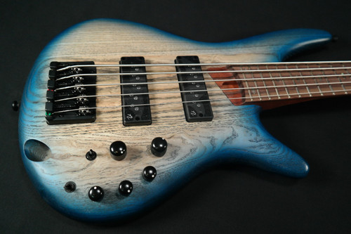 Bass Guitars - Page 3 - Liberty Music