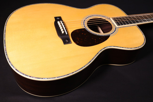 Martin OM-42 Guitar Standard Series Acoustic Guitars, Hand-Built Martin Guitars with Authentic Wood OM-42 205