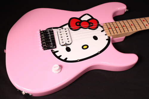 Fender Limited Edition Hello Kitty Stratocaster Maple Fingerboard