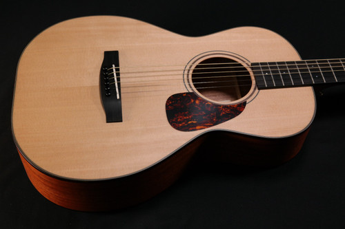 Furch Vintage 1 OOM-SM Hard case Parlor 12-fret With Anthem Pickup