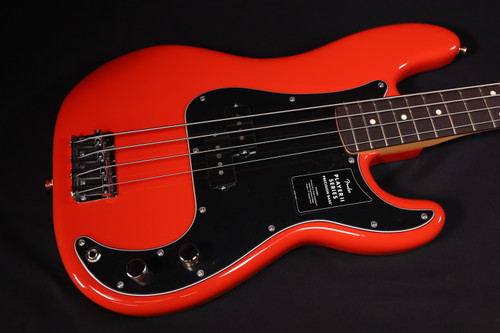 Fender Player II Precision Bass Rosewood Fingerboard Coral