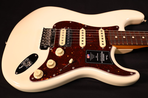 Fender American Professional II Stratocaster Maple Fingerboard
