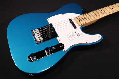 Fender Standard Telecaster Maple Fingerboard White Pickguard