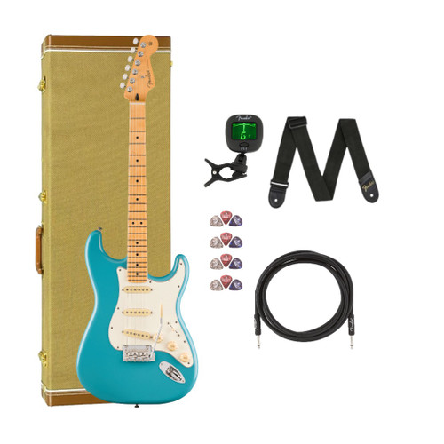 Fender Player II Stratocaster Maple Fingerboard Black Bundle with
