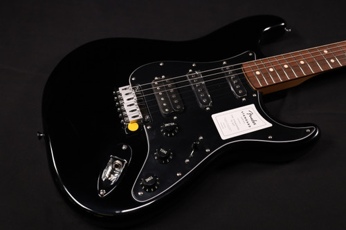 Fender Standard Stratocaster HSS Laurel Fingerboard Black