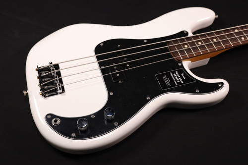 Fender Player II Precision Bass Rosewood Fingerboard Polar White