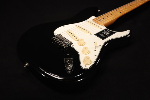 ギター Fender Stratocaster Maple Fingerboard Fender Player II Stratocaster Chambered Ash Body Maple Fingerboard