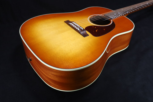 Gibson Acoustic J-45 Standard Acoustic Guitar - Natural Gloss with