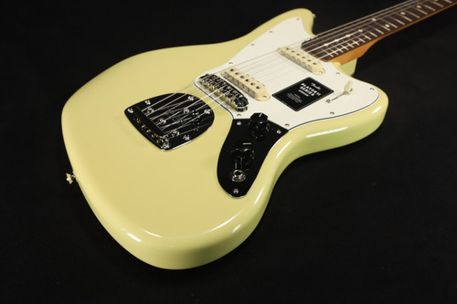 Fender Player II Jaguar, Rosewood Fingerboard, Hialeah Yellow 930