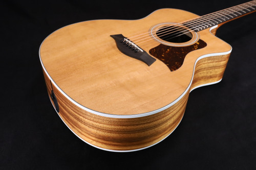 Taylor 214ce Grand Auditorium AE Koa with Gigbag - 253