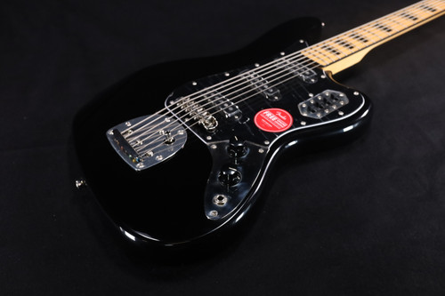 Squier Fsr Classic Vibe Bass Vi Maple Fingerboard Black Pickguard