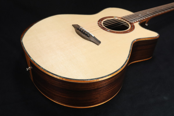 2025 NEW NECK Furch Red Deluxe Gc-SR a Sitka Spruce / Indian Rosewood with Case CNR SYSTEM ACTIVE 348 2025 NEW NECK Furch Red Deluxe Gc-SR a Sitka Spruce / Indian Rosewood with Case CNR SYSTEM ACTIVE 348