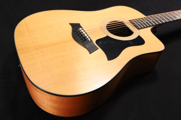 Taylor 150ce Dreadnought 12-string Acoustic-electric Guitar - Natural 566