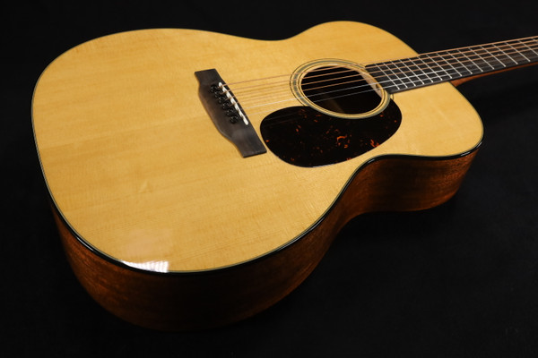 Martin 000-18 Standard Series NEW 2025 - Natural 267