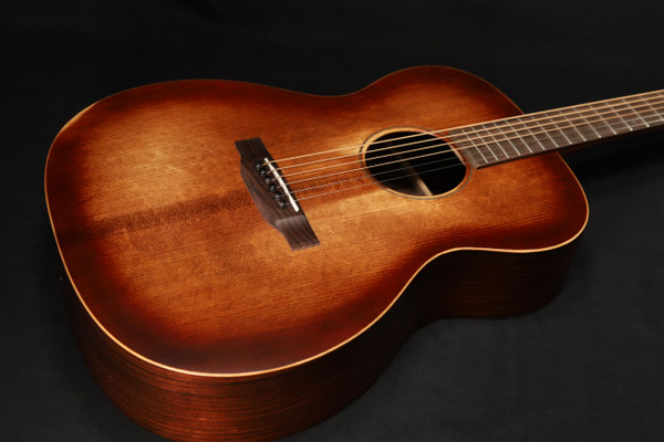 Martin StreetMaster 000-16 VTS Adirondack Spruce/Rosewood Mahogany Burst 552