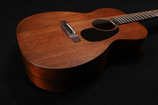 Martin Guitar 00-15M with Gig Bag Dark Mahogany 019