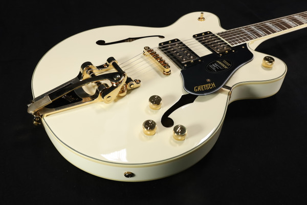 Gretsch G2655TG Streamliner Center Block Jr. Double-Cut with Bigsby LTD  Vintage White 689
