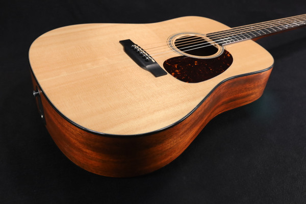 Martin D-16 Dreadnought Spruce Top/Mahogany Back and Sides - USED 378
