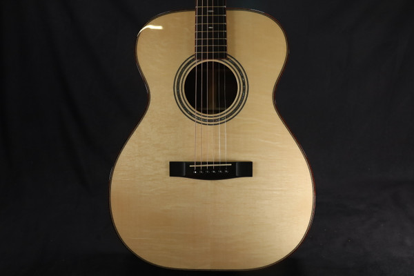 MINT Huss and Dalton TOM-R CUSTOM NAMM 2026 USED 514