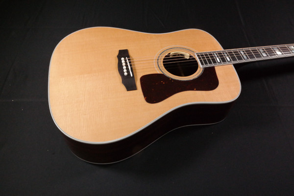 Guild D-55E - Natural