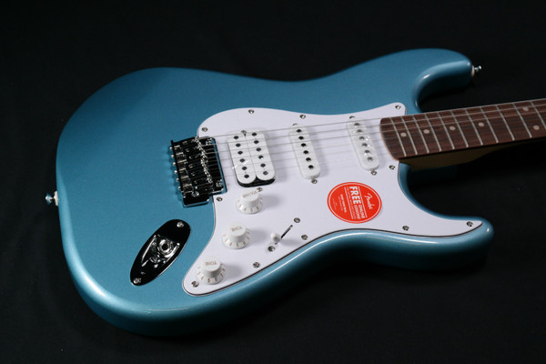 Squier FSR Affinity Series Stratocaster HSS - Laurel Fingerboard - White Pickguard - Ice Blue Metallic - 192