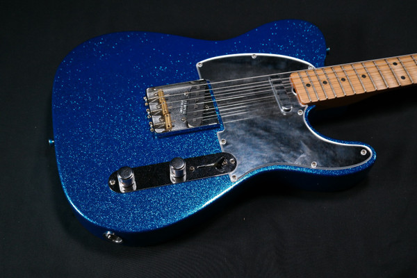 Fender J Mascis Telecaster - Maple Fingerboard - Bottle Rocket Blue Flake - 366