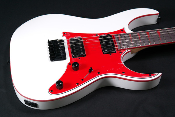 Ibanez GRG131DX GIO Series RG 6-String Right-Handed Electric Guitar in White - 347