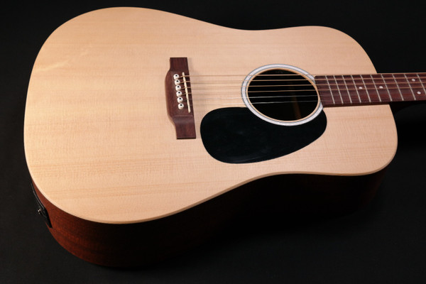 Martin Guitar X Series D-X2E Acoustic-Electric Guitar with Gig Bag, Sitka Spruce and KOA Pattern High-Pressure Laminate, D-14 Fret, Performing Artist Neck Shape 314