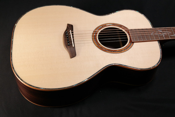 Furch Red OM-LR Hard case Orchestra Model (Alpine Spruce/Rosewood) - 910