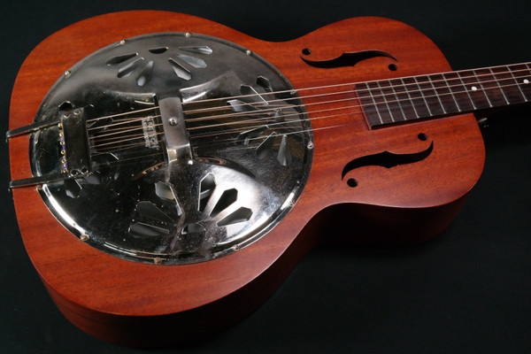 GRETSCH G9200 BOXCAR? ROUND-NECK RESONATOR GUITAR - USED - 692