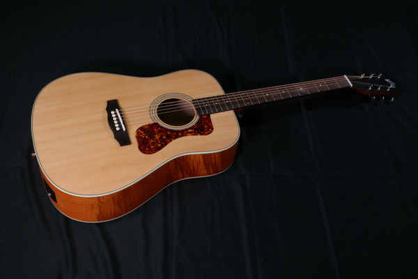 Guild D-240E Limited -  200 Archback Solid Top Dreadnought - Natural Satin 559
