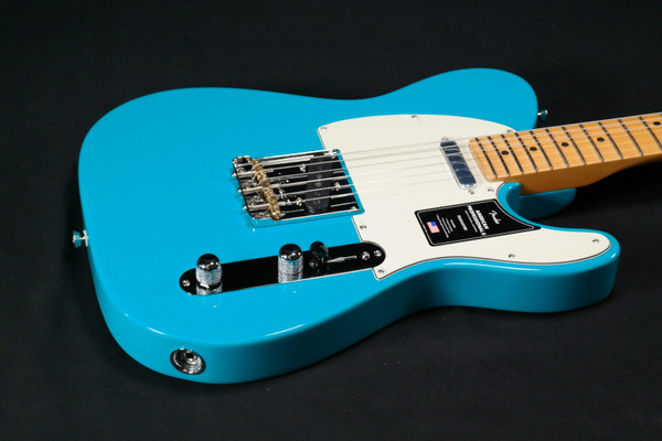 Fender American Professional II Telecaster - Maple Fingerboard - Miami Blue - 890