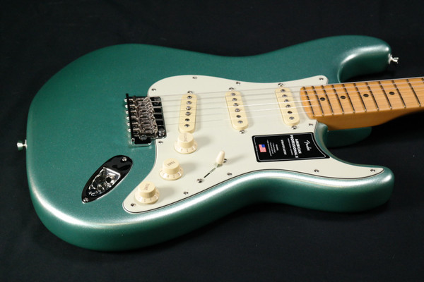 Fender American Professional II Stratocaster - Maple Fingerboard - Mystic Surf Green - 373