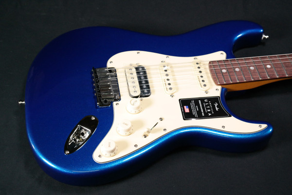 Fender American Ultra Stratocaster HSS - Rosewood Fingerboard - Cobra Blue 322