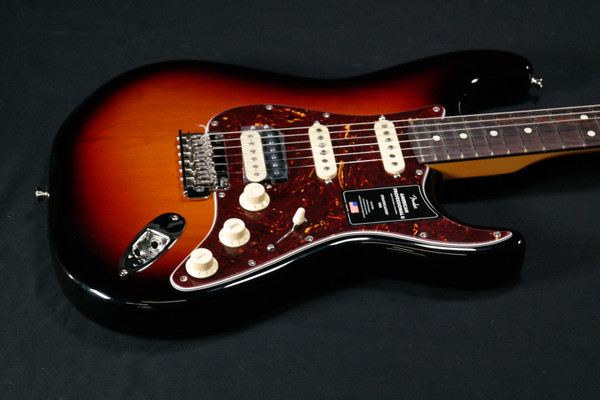 Fender American Professional II Stratocaster HSS - Rosewood