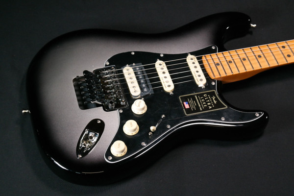 Fender Ultra Luxe Stratocaster Floyd Rose HSS - Maple Fingerboard - Silverburst 953
