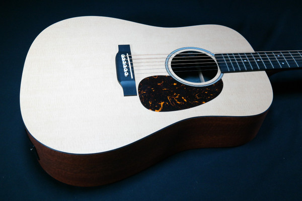 Martin Guitar X Series D-X1E Acoustic-Electric Guitar with Gig Bag, KOA Pattern High-Pressure Laminate, D-14 Fret, Performing Artist Neck Shape 636 