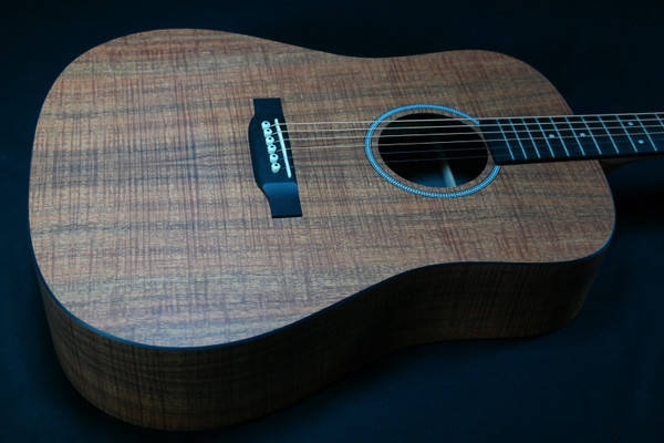 Martin X Series Koa Special Dreadnought Acoustic Guitar - Natural Koa 322