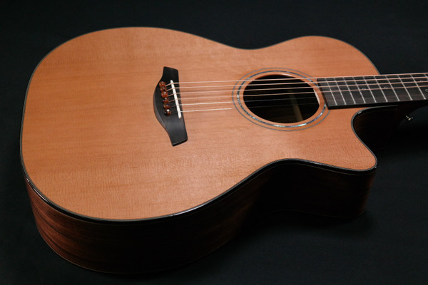 Furch Yellow OMc-CR Orchestra Cutaway (Cedar/Rosewood) Hard Case - 513